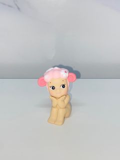 （分類：）位於 。 由 jbclutters 提交（商品編號 1360847179，圖片 1）。簡介： 。
