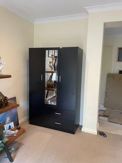 (Category: ) located in . Submitted by priceworthfurniture (Listing ID 1360727512, Image 1). Description: .