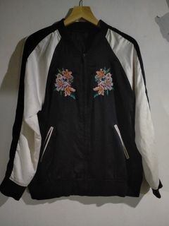 (Kategori: ) berada di . Dikirim oleh sec2ondlifestyles09 (ID iklan 1360860350, Gambar 1). Deskripsi: .