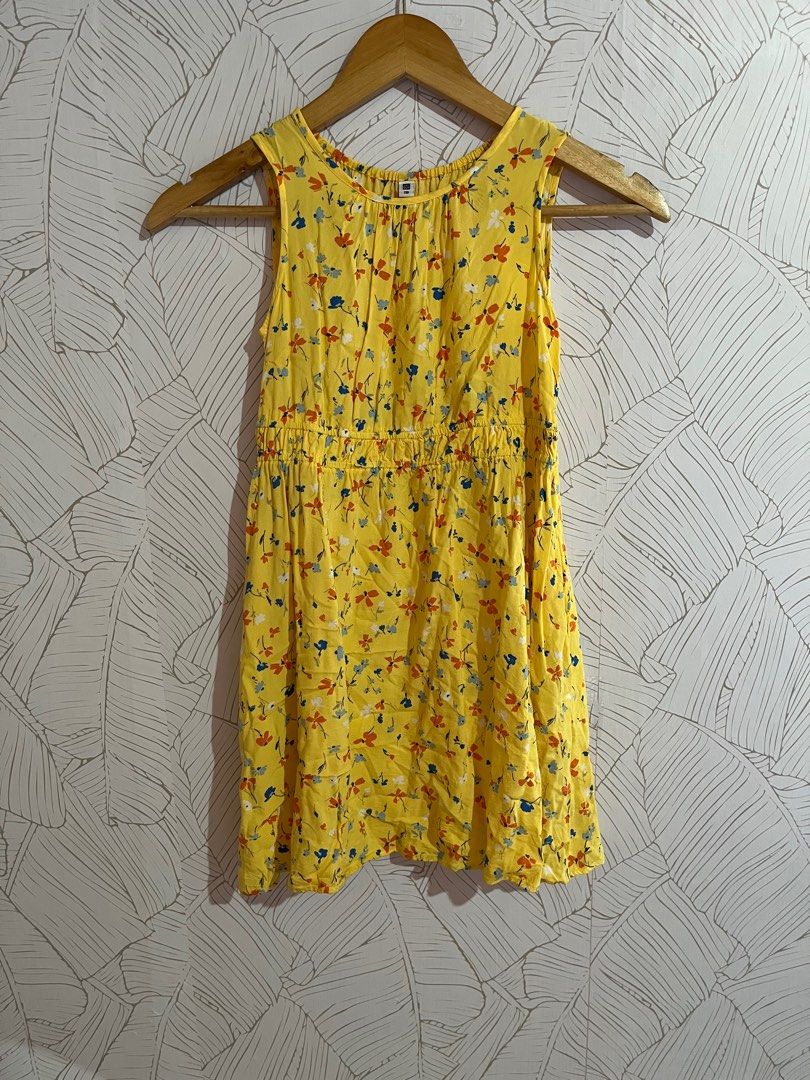 UNIQLO COTTON DRESSES (2) (Category: Babies & Kids Fashion) located in Paniqui. Submitted by krestetaaa (Listing ID 1360846769, Image 2). Description: 200 each.