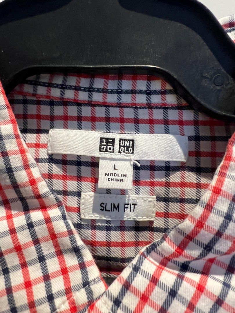 Uniqlo Long Sleeves Polo (Category: Tshirts & Polo Shirts ) located in Mandaluyong City. Submitted by ryansls (Listing ID 1360849296, Image 3). Description: Original 100% Uniqlo.