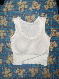 (Category: ) located in . Submitted by jsboutiquexx (Listing ID 1360825808, Image 1). Description: .