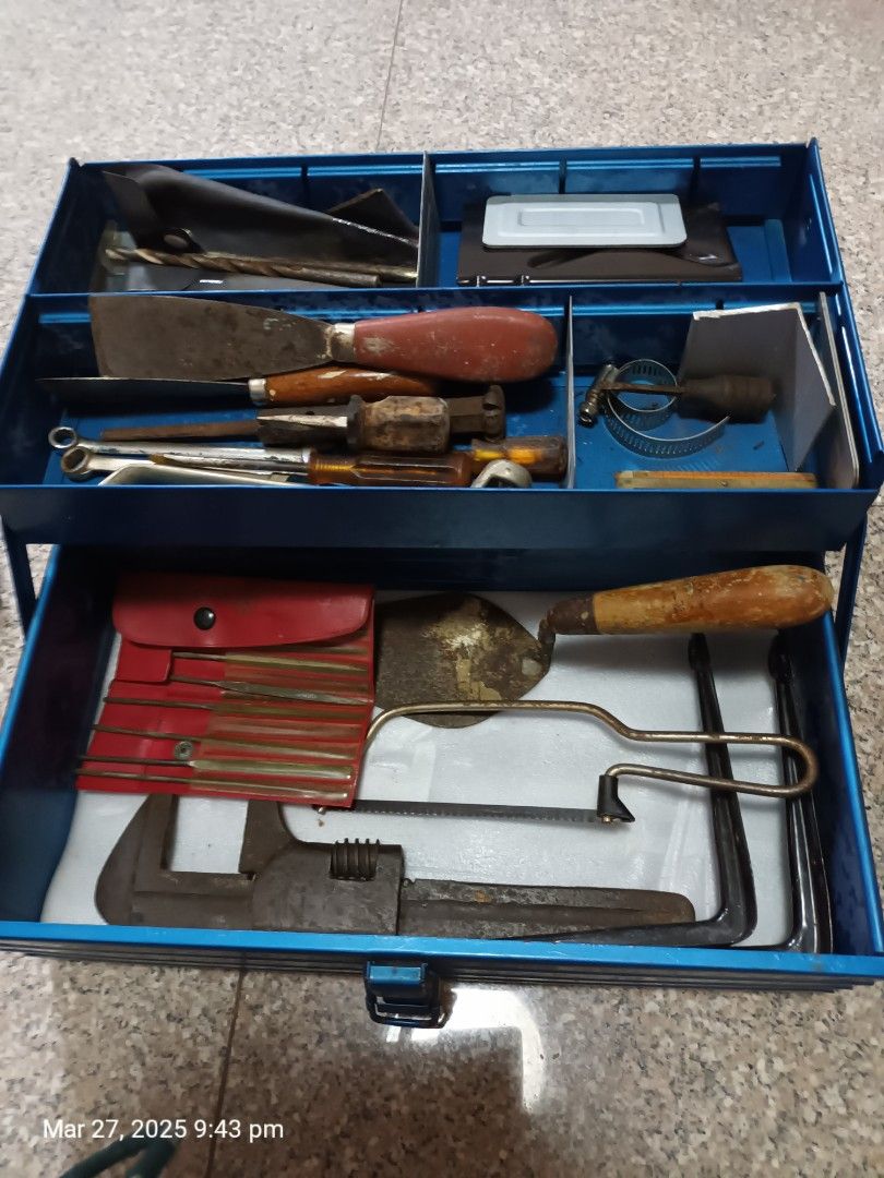 Work tools (Category: Home Improvement Tools & Accessories) located in Singapore. Submitted by dianadeelyt (Listing ID 1360795906, Image 1). Description: $2 & above for each. Spanners and work tools; of different sizes etc. Please don't text; call only after 0900 hrs @ 6384 7939 Mrs. Ong. Chinese-speaking or Bahasa; please. Thank you !.