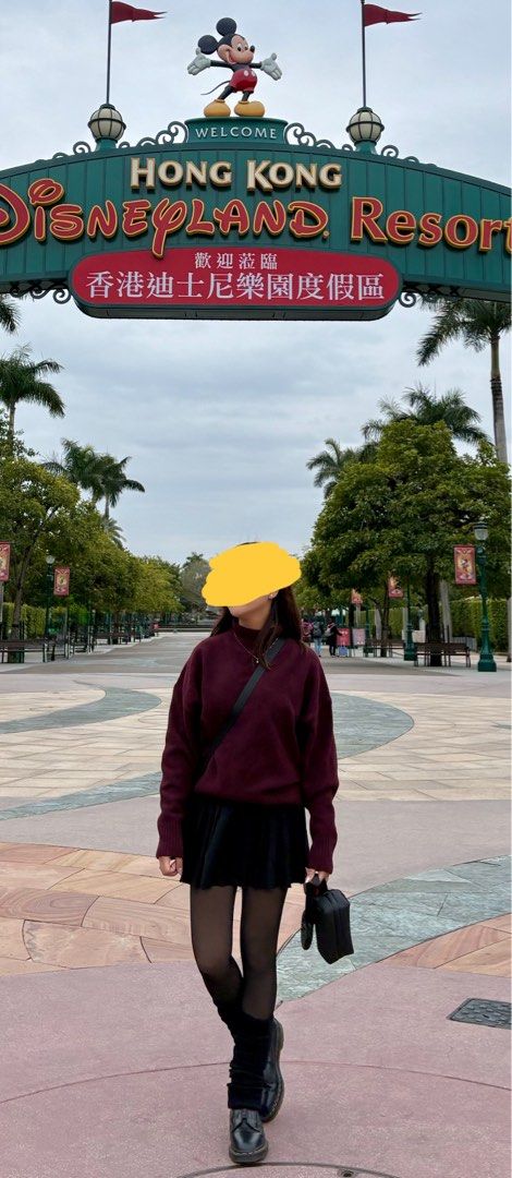 Zara sweater (Category: Coats, Jackets and Outerwear) located in Makati City. Submitted by prelovedbysofiaa_ (Listing ID 1360731513, Image 3). Description: Used once in HK Small size .