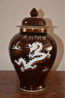 將軍罐 晚清粉彩花卉纹将军罐– [临渊阁]天地一家春