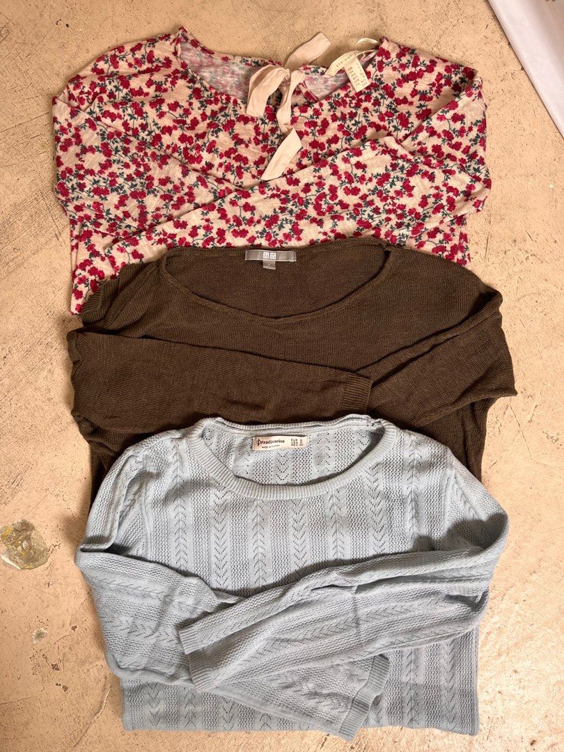 All Knitted Bundle Tops (Category: Longsleeves) located in Bulacan. Submitted by handlewithcaution (Listing ID 1360918720, Image 1). Description: Bawal sa maselan, sign of usaged but all goods. Ganda lahat nito all small size. All branded- astradivarius, uniqlo & Springfield. RFS: Decluttering - nagbbawas ng damit.