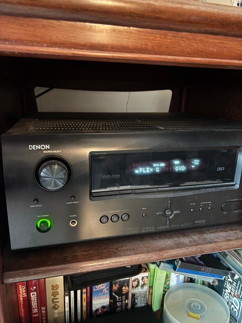 Amplifier with Tower Speakers