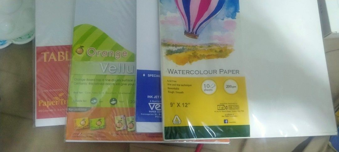 Art Supplies Bundle (Category: Craft Supplies & Tools) located in Cavite. Submitted by mbelar (Listing ID 1358238856, Image 3). Description: Barely used Art Supplies. For aspiring young aspiring artists who want to experiment with different art medium! Soft Pastels (Lightly-used) Faber Castell Water Colors (Like new) Reeves Water Colors (Well-used) Oil Pastels (Well-used) Acrylic Colors (Well-used) Compass (Like new) Watercolor Prang (Sealed) Wat