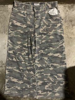 (Category: ) located in . Submitted by cololized_thrift23 (Listing ID 1360978124, Image 1). Description: .