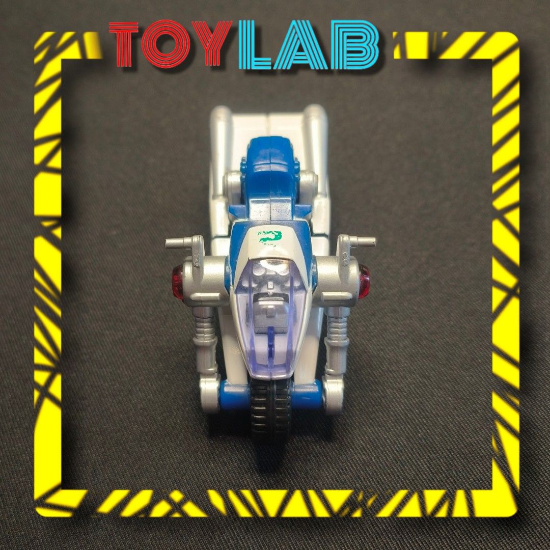 Bandai Machine Robo Rescue Blue Sirens (Category: Figurines & Statues) located in Mandaluyong City. Submitted by ToyLab.ph (Listing ID 1360927115, Image 2). Description: Machine Robo Rescue Blue sirens MRR 02 Hyper Police Robo Actual picture posted By Bandai Gcash payment Lalamove or Grab Care of Buyer after payment confirmation Thank you. 🙂.