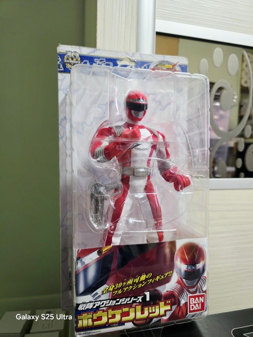 BANDAI RED OVERDRIVE RANGER campaign period year 2006 March 1 to June 30 (Rare collection figurine) (Category: Toy Figures) located in Singapore. Submitted by sb_lbwk23 (Listing ID 1360916626, Image 1). Description: Character: The figure represents Mack Hartford, the Red Overdrive Ranger, who is an android. In "GoGo Sentai Boukenger," the character is known as Bouken Red. Packaging: The packaging is labeled in Japanese release from the "Sentai Ac