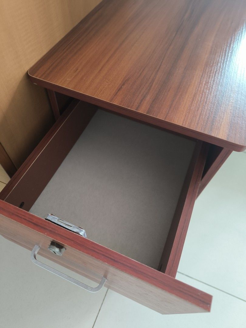 Bedside Table (Category: Shelves, Cabinets & Racks) located in Singapore. Submitted by jx_11_ (Listing ID 1360944918, Image 2). Description: wooden bedside table / drawer. NO KEYS. Self collect..