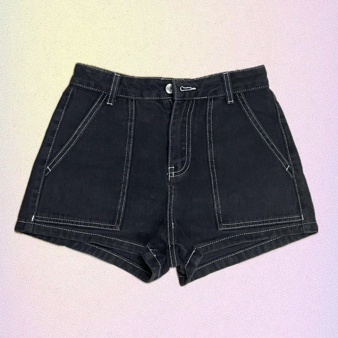 Black with white outline shorts (Category: Shorts) located in Manila. Submitted by k_decluttering (Listing ID 1360931401, Image 1). Description: Size: 25.