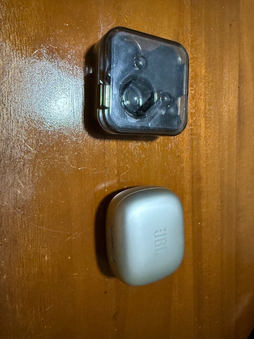 Bluetooth wireless in-earbuds