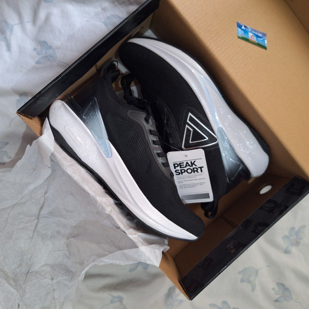 BNEW Original Peak Womens Taichi 6.0 (Category: Sneakers) located in Manila. Submitted by maouist21 (Listing ID 1360959793, Image 2). Description: ‼️ FOR SALE ‼️ BNEW Original Peak Womens Taichi 6.0 Black Cushioned Running Shoes ET41678H - Size US 7/ EUR 38 - Authentic - Never used, Only worn once to try - With tags and original box - No flaws, stains, etc RFS: Decluttering Price: PHP 2,200.