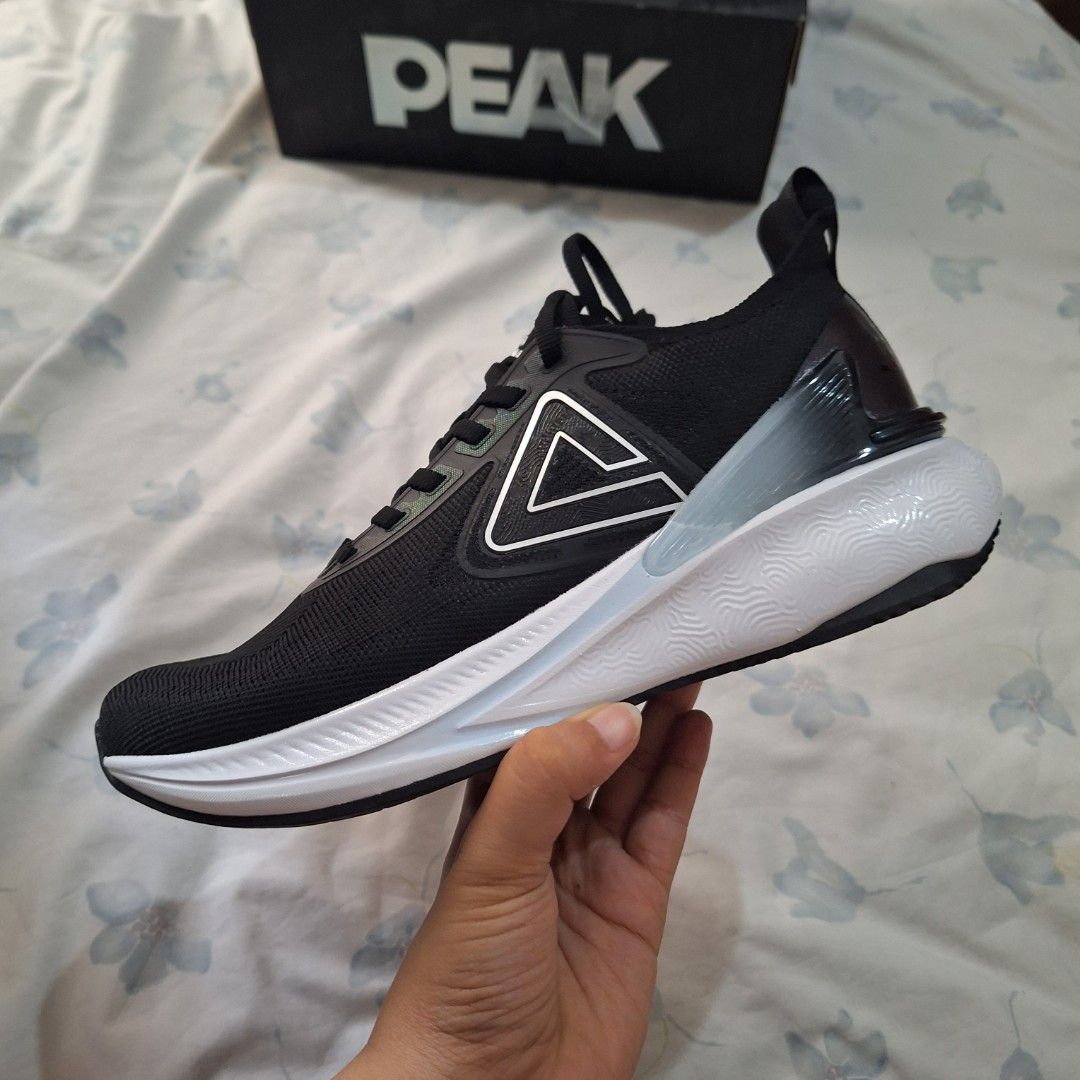 BNEW Original Peak Womens Taichi 6.0 (Category: Sneakers) located in Manila. Submitted by maouist21 (Listing ID 1360959793, Image 3). Description: ‼️ FOR SALE ‼️ BNEW Original Peak Womens Taichi 6.0 Black Cushioned Running Shoes ET41678H - Size US 7/ EUR 38 - Authentic - Never used, Only worn once to try - With tags and original box - No flaws, stains, etc RFS: Decluttering Price: PHP 2,200.