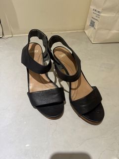 由 scottnash (刊登 ID 1360919079，圖片 1) 提交，位於 的 (類別：)，說明：。