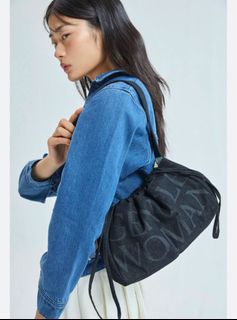 （分類：）位於 。 由 indigo10 提交（商品編號 1360967606，圖片 1）。簡介： 。