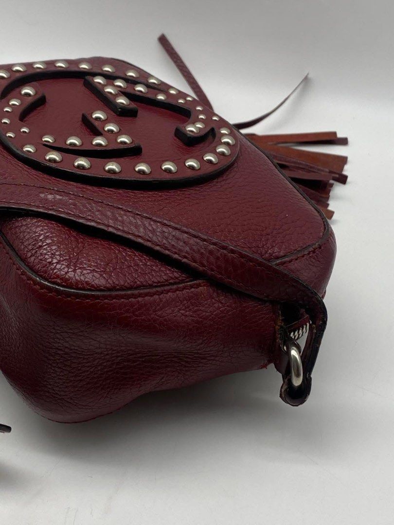 Gucci Soho (Category: Luxury Bags & Wallets) located in Rizal. Submitted by loois18 (Listing ID 1360915119, Image 3). Description: Gucci Grained Leather Soho DiscoBag. Authentic, money back guarantee if proven fake .