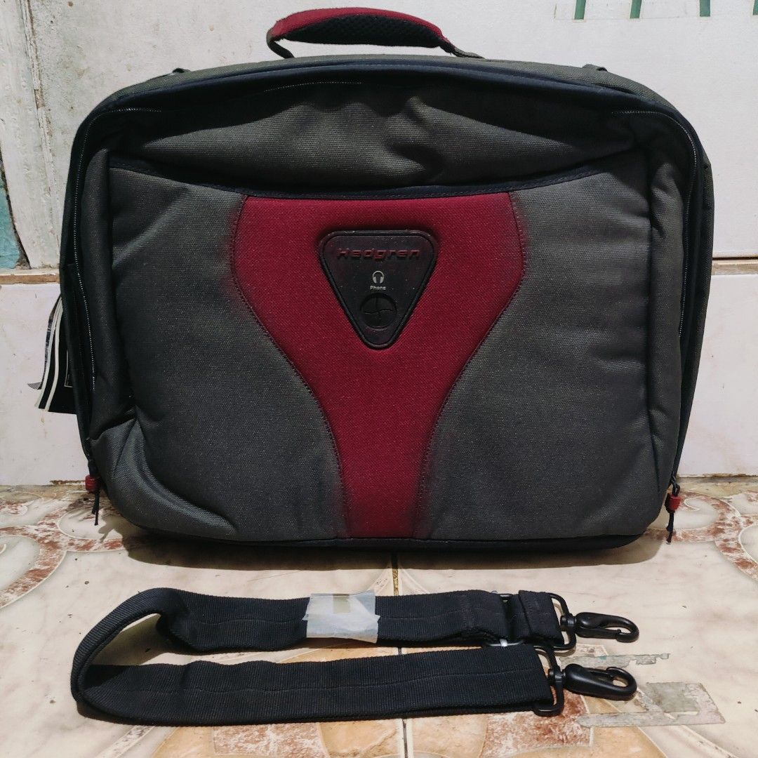 Hedgren travel/laptop bag (Category: Laptop Bags & Sleeves) located in Manila. Submitted by imperialfeline (Listing ID 1360931020, Image 1). Description: gray- red color h15.7" x w19.6 complete inclusion from hk box....