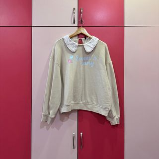 (Category: ) located in . Submitted by anissu__ (Listing ID 1361022015, Image 1). Description: .