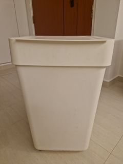 (Category: ) located in . Submitted by recyclable (Listing ID 1361000503, Image 1). Description: .