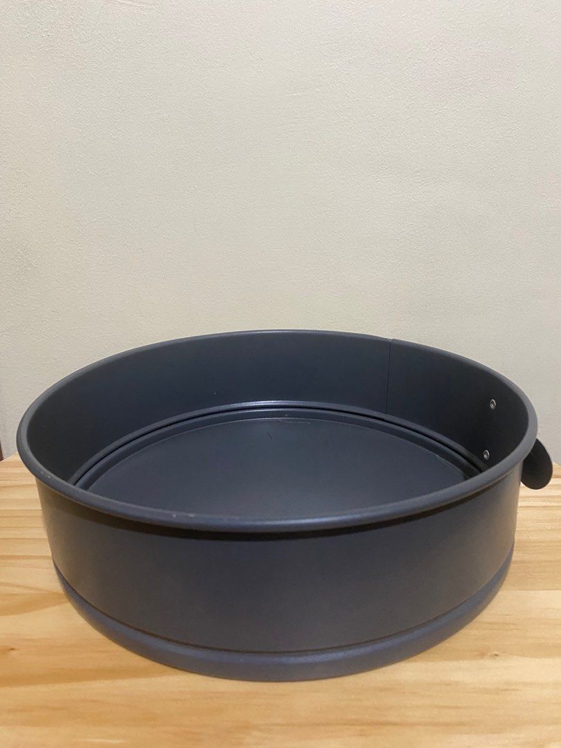 IKEA Strandfly Springform Pan 22cm (Category: Bakeware) located in Manila. Submitted by spiderwithatophat (Listing ID 1360916111, Image 1). Description: Just for Decluttering .