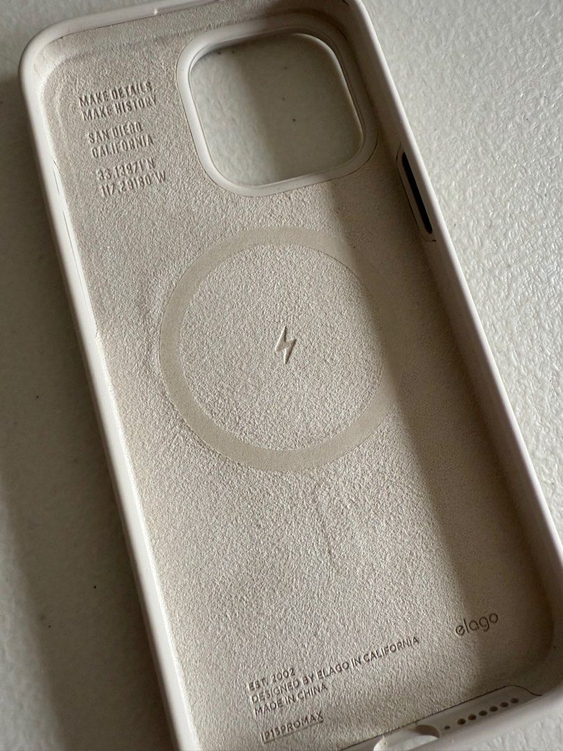 Iphone15 Pro max Elago Magsafe silicone case (Category: iPhone 15 Series) located in Angeles City. Submitted by aviatrixjmh (Listing ID 1360952508, Image 3). Description: iPhone 15 Pro max Elago Magsafe silicone case Color: Stone .