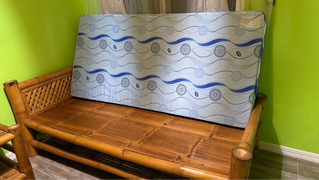 Kawayan Single bed frame and coffee table (Category: Bed Frames & Mattresses) located in Taguig. Submitted by juanmiguelsilva (Listing ID 1361034326, Image 1). Description: Kawayan bed frame single size and coffee table Foam not included For delivery around San Pedro Laguna.