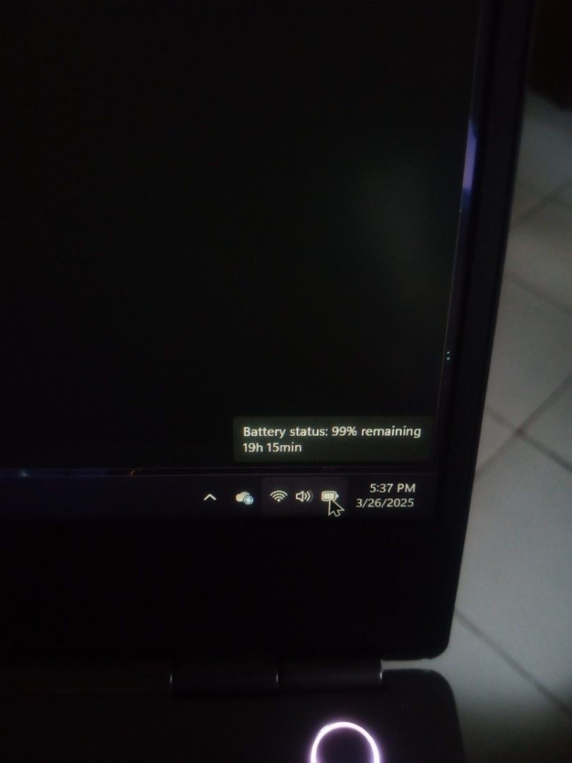 Lenovo Laptop (Category: Laptops & Notebooks) located in Manila. Submitted by emerald07 (Listing ID 1360945145, Image 1). Description: i5-10th gen 1.6 MHz - 4.2 Mhz 256 GB DDR4 Intel UHD 620 Battery life - 92% No issue even scratch :> For sale/trade to laptop din. Message nalang.
