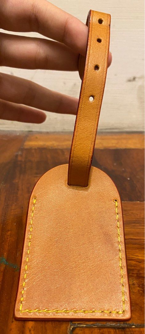 Louis Vuitton Luggage Tag (Category: Luxury Bags & Wallets) located in Muntinlupa City. Submitted by mj.finds (Listing ID 1361002197, Image 3). Description: .