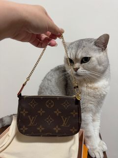 （分類：）位於 。 由 Luxury_RARO 提交（商品編號 1360993711，圖片 1）。簡介： 。
