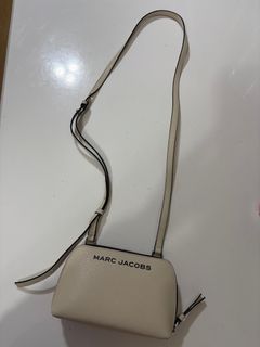（分類：）位於 。 由 doris138 提交（商品編號 1360991869，圖片 1）。簡介： 。
