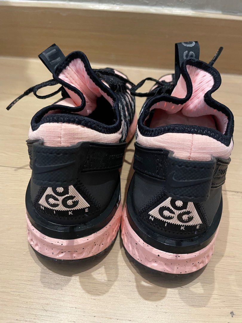 Nike ACG （分類：波鞋）位於 Hong Kong。 由 jigsaw118 提交（商品編號 1360950310，圖片 7）。簡介： EUR 37.5 斷捨離，收藏款。仲有其他款式，可參考我另一些拍賣。。