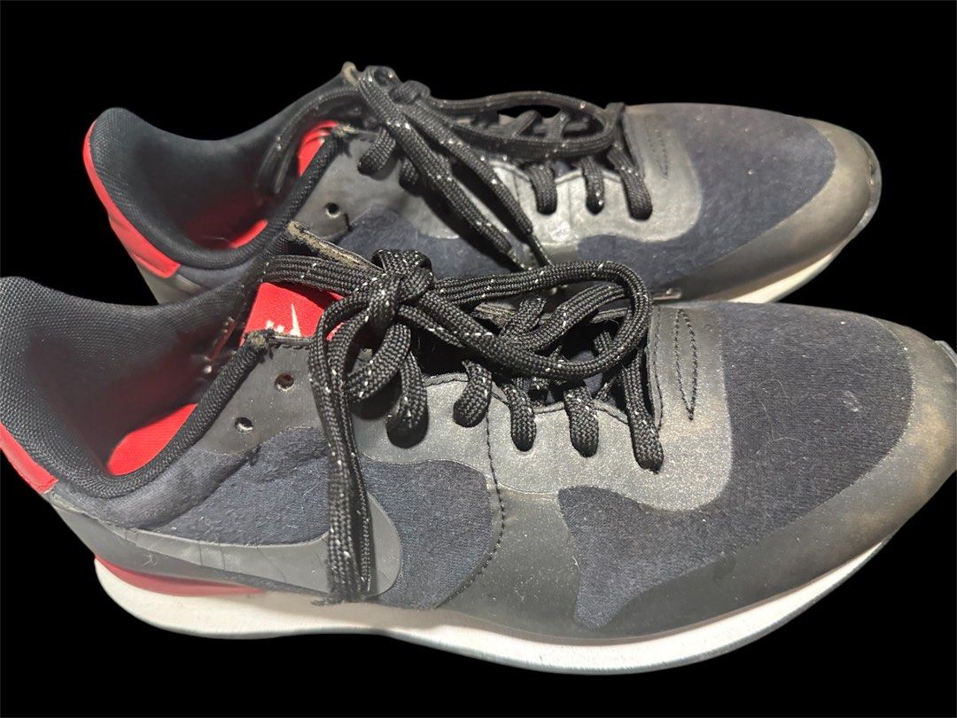 Nike Internationalist Size 37 (Category: Sneakers) located in San Pedro. Submitted by prlvd.treasures (Listing ID 1360988992, Image 2). Description: Orig Good condition Rfs: decluttering.