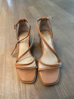 （分類：）位於 。 由 gewd.stuff 提交（商品編號 1360916122，圖片 1）。簡介： 。