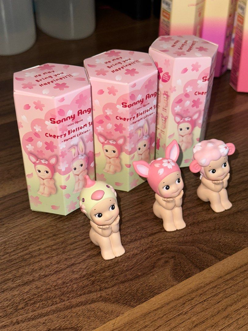 Sonny Angel Hanami Series (Category: Designer & Blind Box Toys) located in Quezon City. Submitted by cstuff_forsale (Listing ID 1360876988, Image 2). Description: 💌 Bought from Fully Booked (3/25/25)! 💌Brand new, authentic, with complete inclusions! (Can send proof of purchase!) Parrot - 629 Fawn - 670 Sheep - 670 💌 pls check all photos before chatting! 💗 💌 Unsealed foil 💝, opened at the bottom 💌 location: quezon city 💌 open for meet-ups,