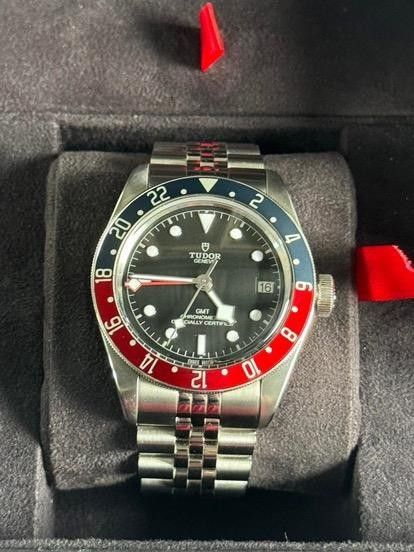 Tudor 2021 GMT PEPSI (Category: Luxury Watches) located in Pasig City. Submitted by cezzdg (Listing ID 1360984668, Image 1). Description: 2021 Tudor GMT ( pepsi ) • 2021 Model • Ref. No. 79830rb • Calibre MT5652 ( approx 70hrs ) • 41mm • Box , Manual , Hangtag , NFC Card • 2 bracelet options ( Uncle jubillee , Original Tudor Oyster Bracelet ) • Warranty until 2026 • Foreign AD • YourTime Authenticated ( with Receipt ).