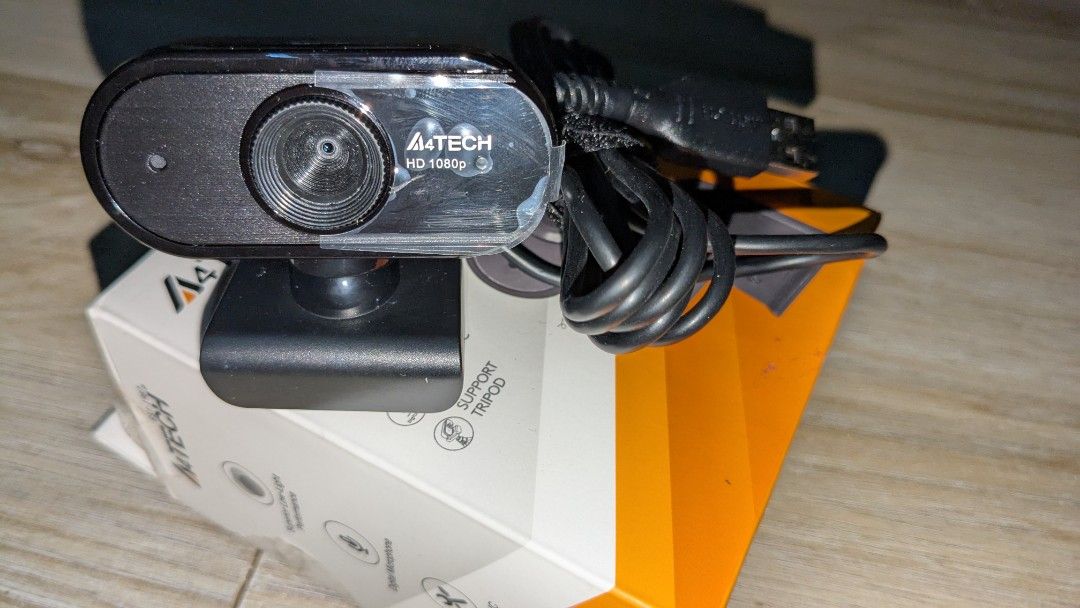 A4tech PK-925H FHD 1080P Webcam (Category: Webcams) located in Manila. Submitted by cedsenterprises (Listing ID 1356193472, Image 2). Description: Never been used just opened. Will test it if interested..