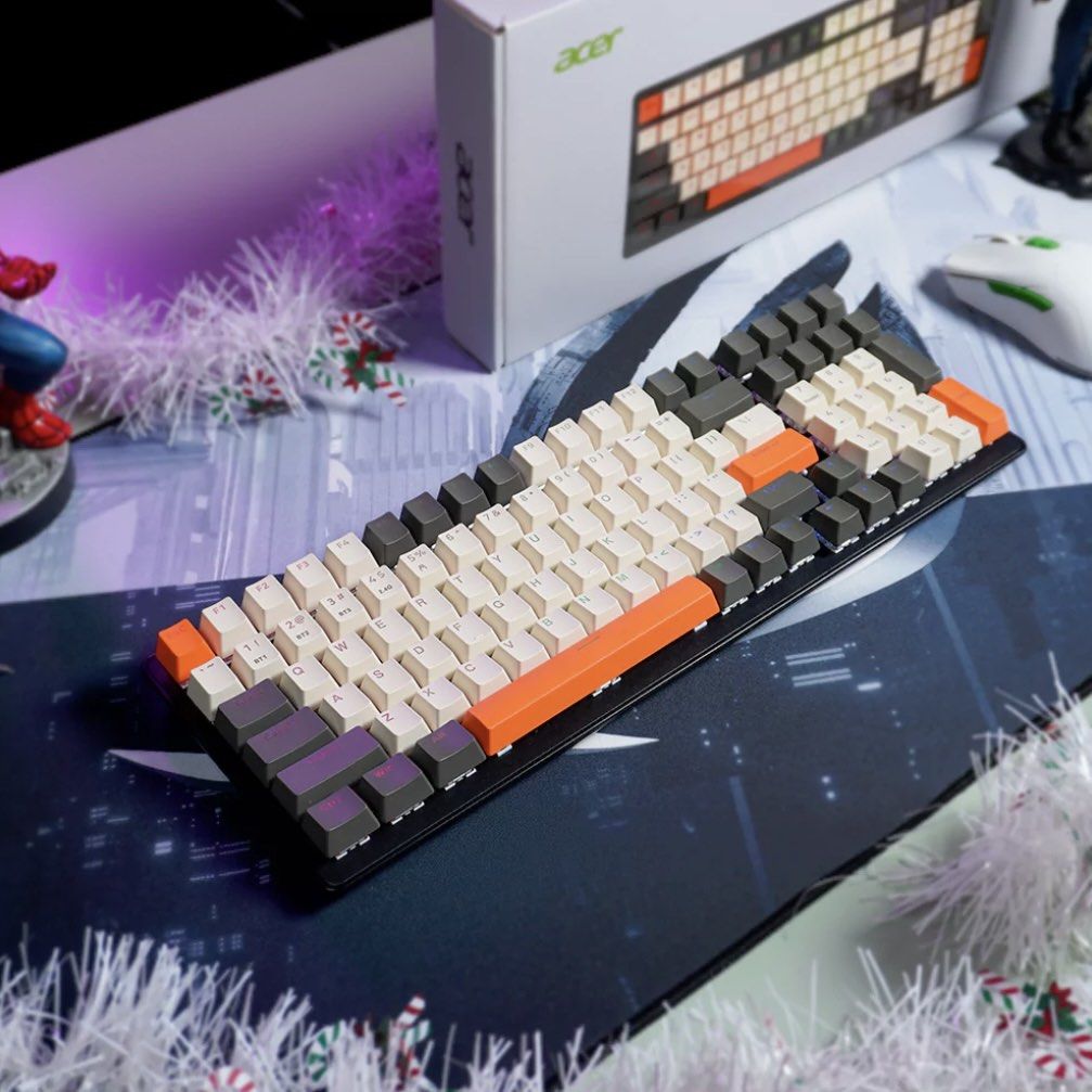 由 wing1c (刊登 ID 1356125953，圖片 1) 提交，位於 Hong Kong 的 Acer OKW214 Plus 全新無線充電版機械鍵盤 茶軸 (類別：電腦鍵盤及相關產品)，說明：全新冇用過 原價買$250, 現減價$220放出 Acer OKW214 Plus (100鍵) 全新無線充電版 機械鍵盤 379.8(L)x132.2(W)x41.5(H) 藍芽2.4G 有線三模 USB接口 20種彩色燈效 茶軸: 辦公遊戲兼可 聲音適中，手感柔和。段落感不明顯，手感柔和適中，不是直上直下的感覺，介於打字和遊戲的中間地帶，辦公遊戲兩相宜。 。