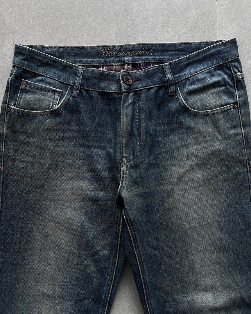 Acne Studios Alternative Heavyweight Jeans (Category: Jeans) located in Manila. Submitted by morf_sply (Listing ID 1356224758, Image 3). Description: Heavyweight faded straight-leg jeans with a five-pocket design. Zip fly and button fastening. Waist 35 in Rise 10.5 in Inseam 30 in Length 41 in Leg Opening 8 in .