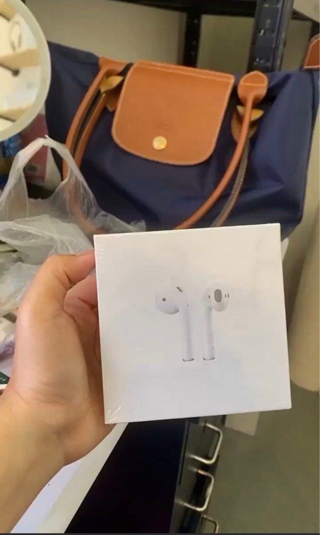 Airpods Gen 2 (Category: Earphones) located in San Pablo. Submitted by prel0vedbyi4__ (Listing ID 1356145358, Image 1). Description: still sealed! bought together w my phone last 2024. bnew & never opened rfs: upgrade.