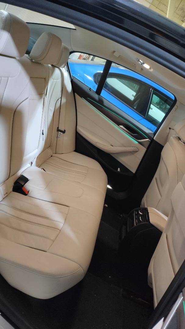 BMW 520i Edition Sport Pro (A)62864837926785113