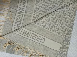 由 lynnaqr (刊登 ID 1356097718，圖片 1) 提交，位於 的 (類別：)，說明：。