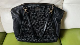 （分類：）位於 。 由 prettywwt 提交（商品編號 1356229368，圖片 1）。簡介： 。