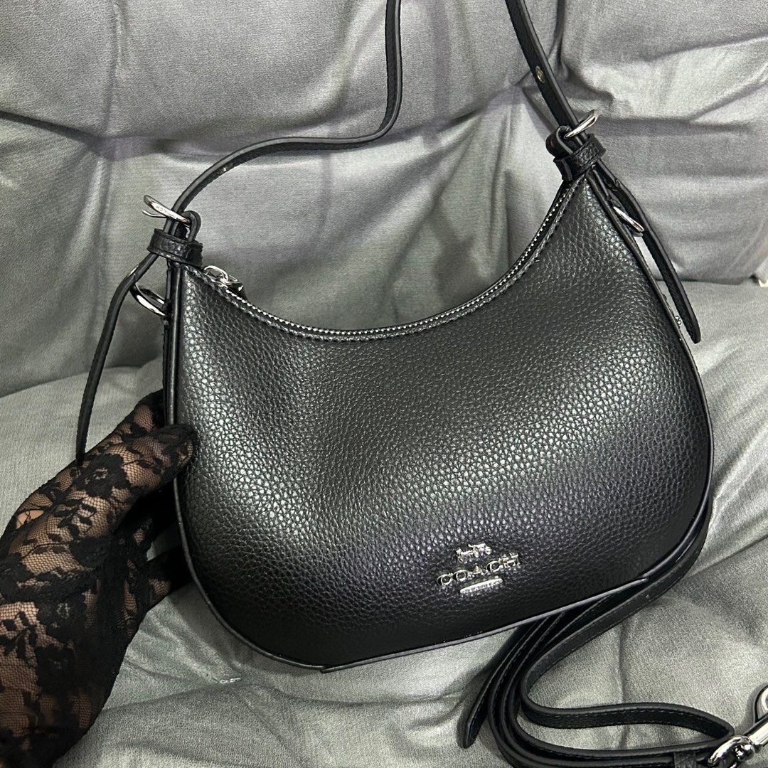 Coach Kleo Hobo (Category: Luxury Bags & Wallets) located in Quezon City. Submitted by luxurybyluci (Listing ID 1356229699, Image 2). Description: Coach Kleo Hobo Leather Material Used (but still in very good condition) Authentic.