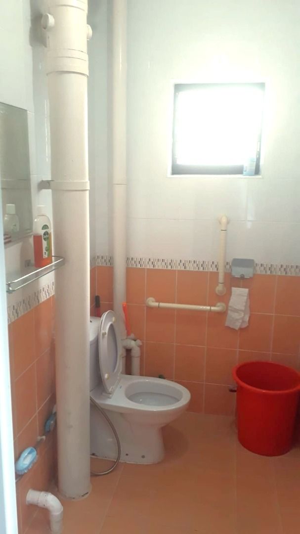 Common Room for Rent at Blk 260 Bukit Batok East Avenue 4. Own bathroom! NO AGENT FEE63226716741379112