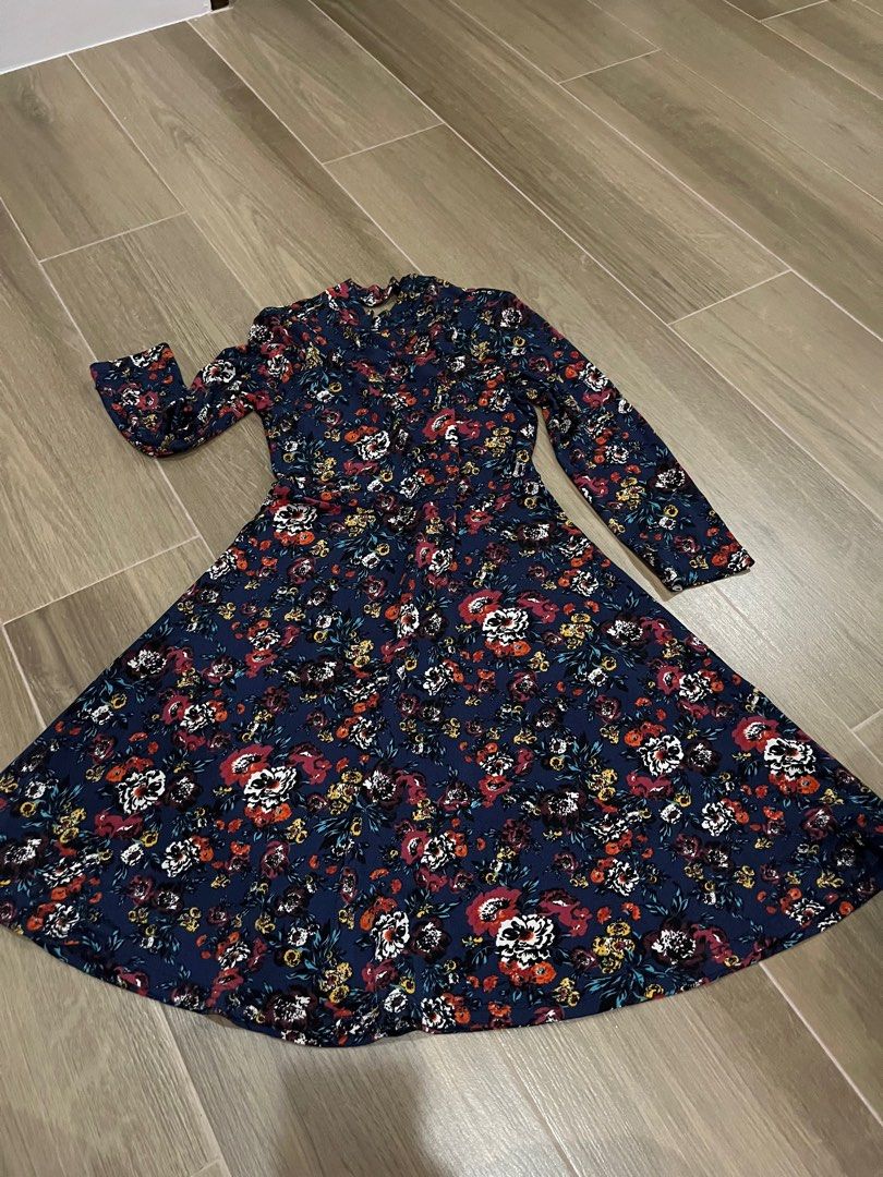 floral dress (Category: Dresses) located in Angeles City. Submitted by pinkpool (Listing ID 1356048569, Image 1). Description: .