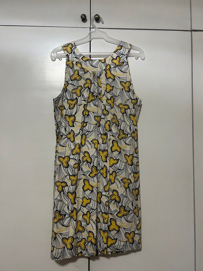 Formal Yellow Dress (Category: Dresses) located in Quezon City. Submitted by CeceClothes (Listing ID 1356072719, Image 2). Description: 💛 very cute and flattering! 💛 Length: 35 in .