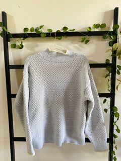 (Category: ) located in . Submitted by closetbyseri (Listing ID 1356093244, Image 1). Description: .